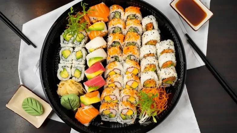 Combo Maki 1 (38 mcx) / Maki Combo 1 (38 pcs)