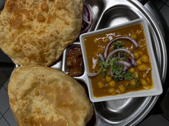Chana Bhatura-2pcs