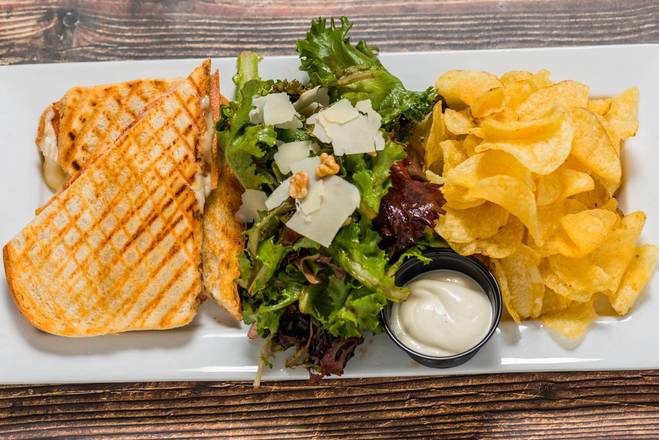 Le Fromage Grillé de Luxe / The Luxury Grilled Cheese