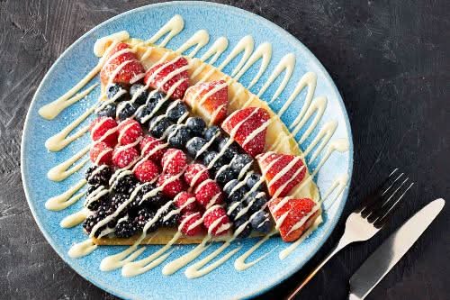 Mixed Berries Crêpe