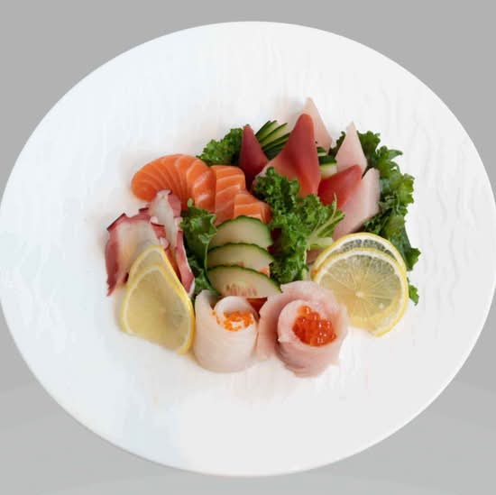 Assorted Sashimi (14 Pc)
