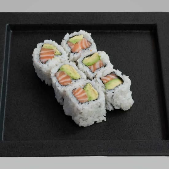 Salmon & Avocado Roll