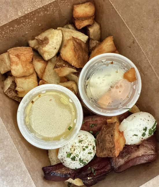 Bird Bacon Eggs Benny (Eggs Benny)