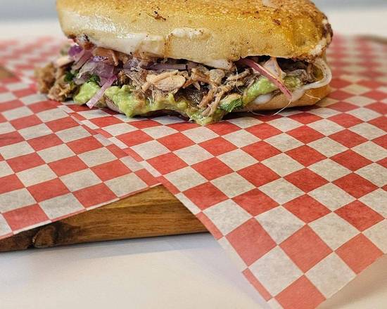 Mex Torta Carnitas/ Carnitas Torta
