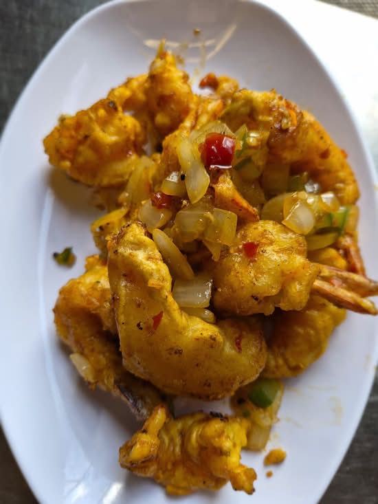 Spicy Deep-Fried Prawns (12 Pcs)
