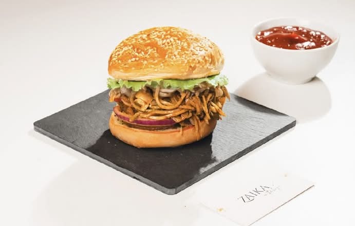 Aloo Tikki Noodle Burger