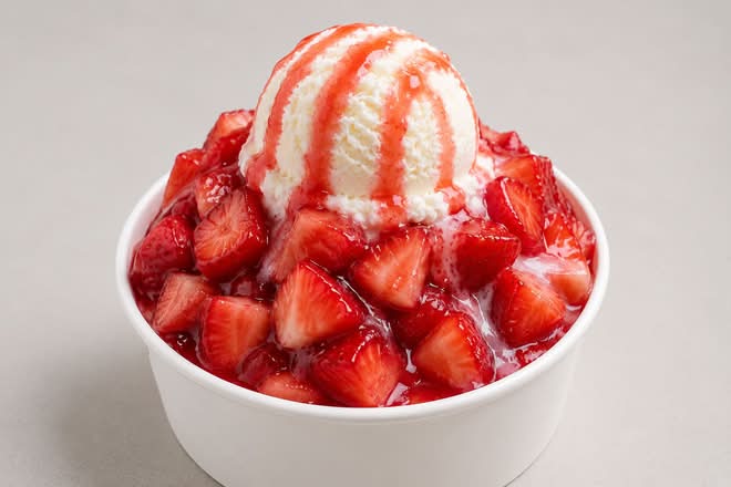 S1. Strawberry Icy + Vanilla Ice Cream