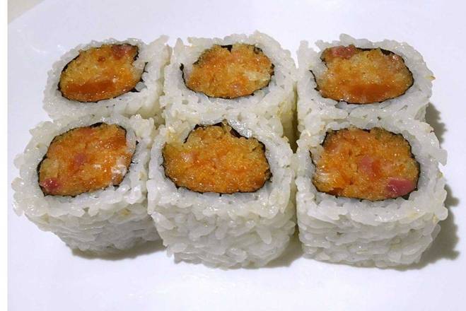 Spicy Salmon Roll (6 pcs)