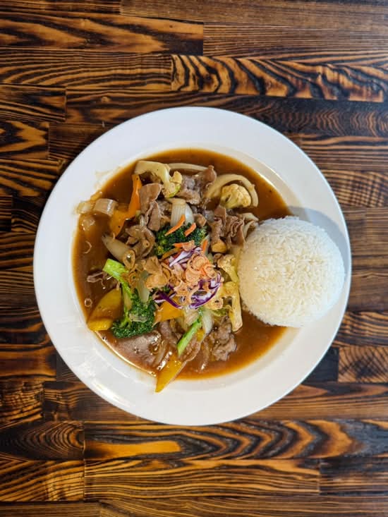 SR3. Chicken with Steamed Rice & Mixed Veggies