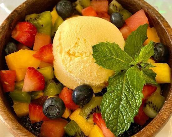Fresh Fruits with Grass Jelly, Chia Seeds