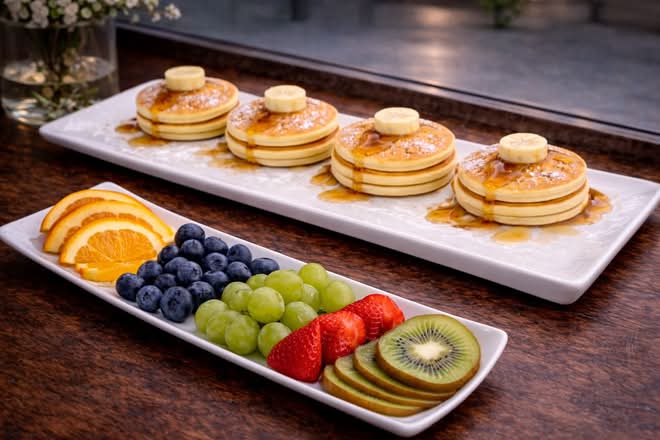 Fresh Fruit Pancakes