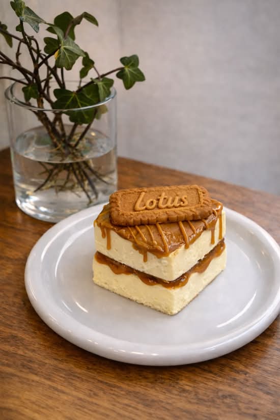Lotus Cheesecake