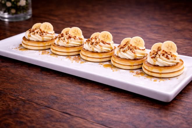 Vanilla Crème Brûlée Pancakes