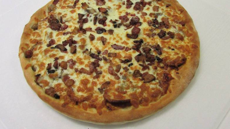 15" Large Canadian Combo Pizza