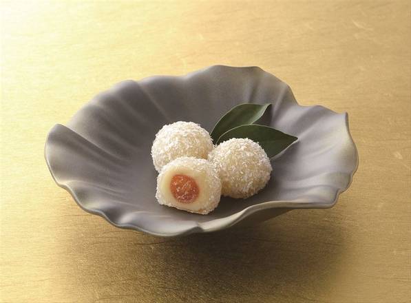 UM511-01 Minamoto Kitchoan Kinkan Mochi 1 pc
