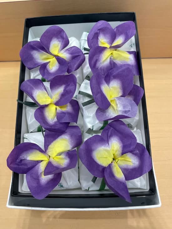 UM094-06 Minamoto Kitchoan Shobu 6pcs