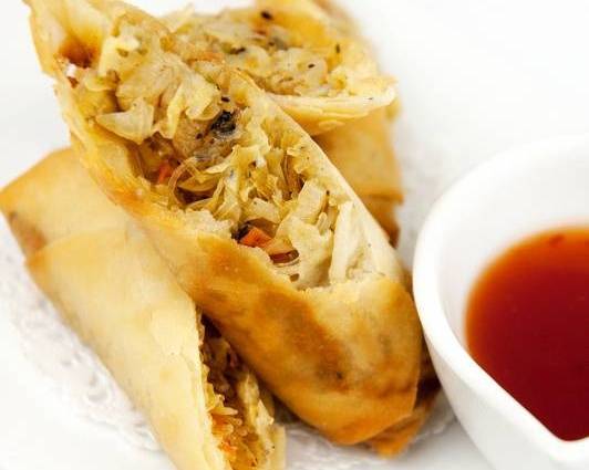 Chicken Spring Roll (1 pc)