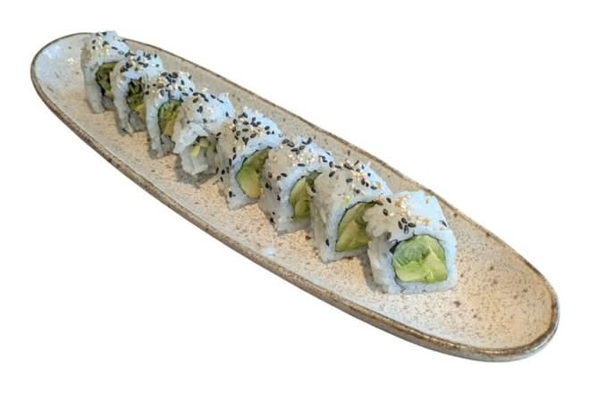 Avo/Cucumber Roll [8pc]