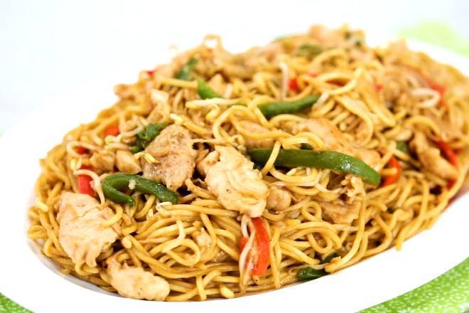 Chicken Chow Mein Noodles
