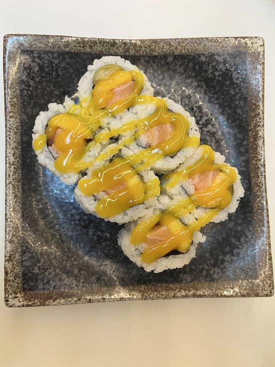Mango Salmon Roll