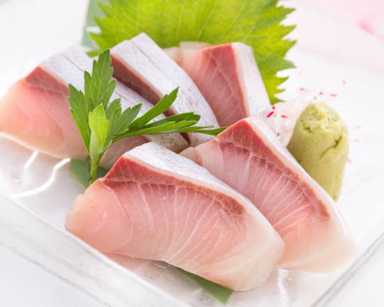 Hamachi Sashimi