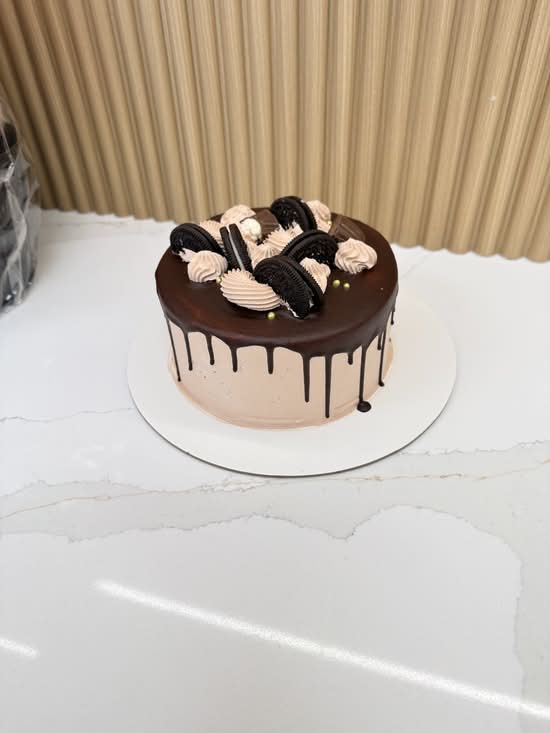 Eggless Chocolate cake
