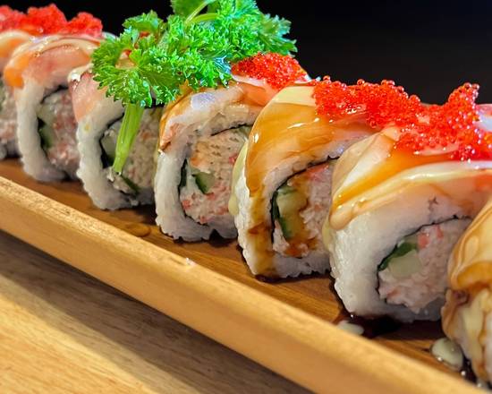Rainbow Roll (8 pcs)