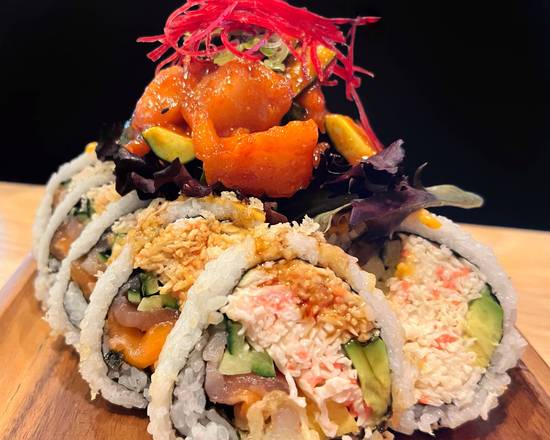 Volcano Roll (6 pcs)