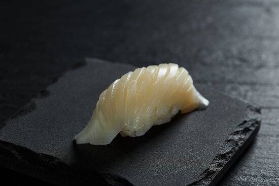 Ika Nigiri (1 pc)
