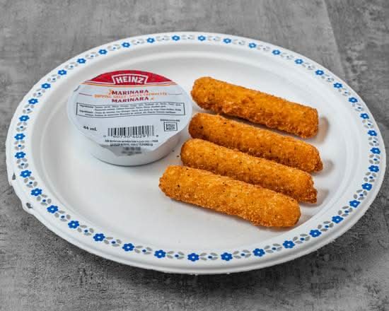 Mozzarella Sticks (4 pcs)