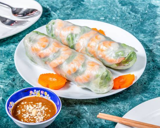 2. Fresh Salad Rolls (2 pc)