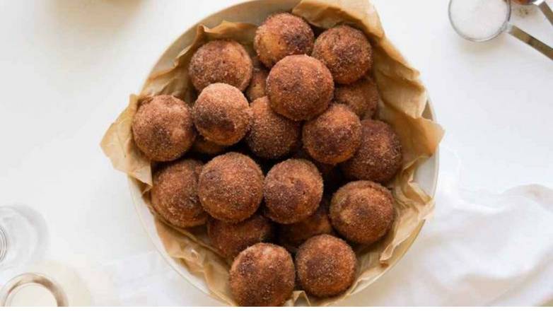 Cinnamon Sugar Donuts
