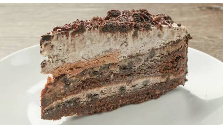 Cookies & Cream Cake