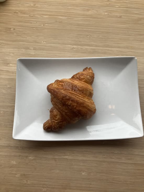 Croissant au beurre / Butter croissant