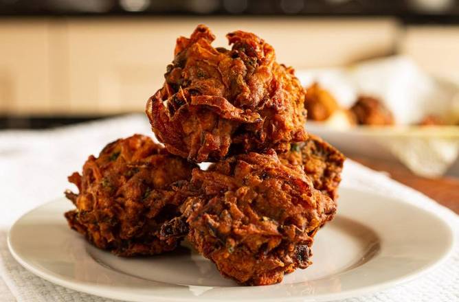 Onion Bhaji (8 pcs)