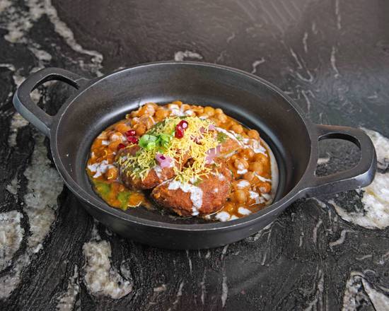 Aloo Tikki Chaat