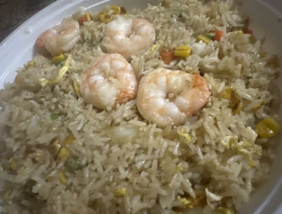 214. Cơm chiên tôm / Shrimp fried rice