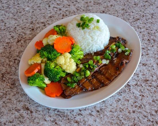 115. Grilled Beef Ribs and Vegetable with Steamed Rice