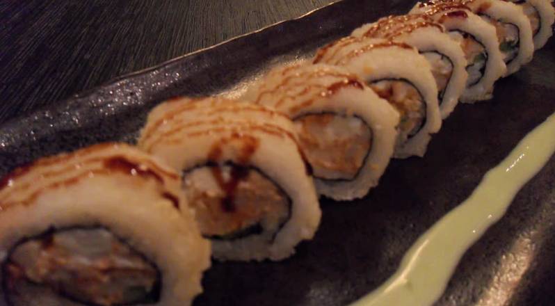 Crispy Tuna Roll (8)