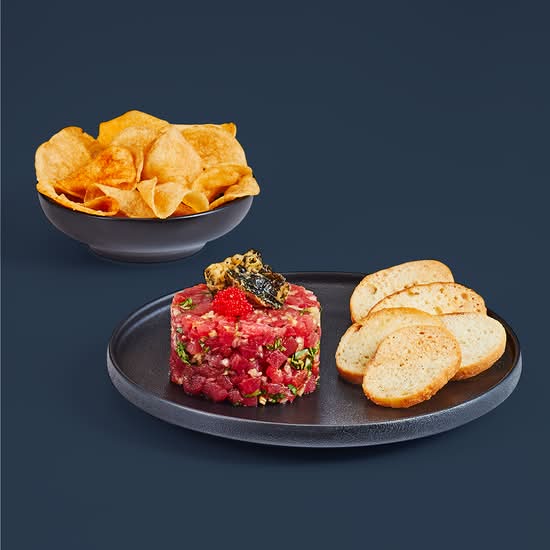 Tartare de Thon à l'asiatique (Portion Régulière) / Asian Tuna Tartare (Regular Portion)