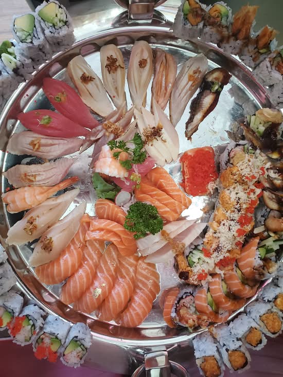 Family Party Tray (for 4)