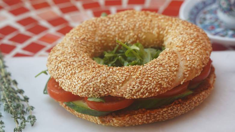 Vegan Bagel Sandwich