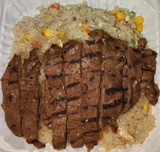 Cơm Chiên Bò Nướng - Fried Rice with grilled Beef