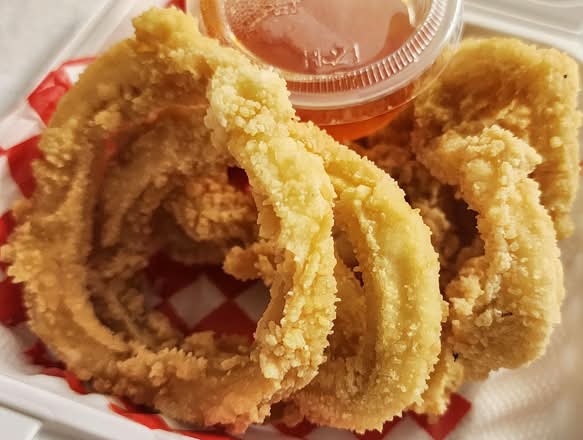 7. Calamari (8 pcs)