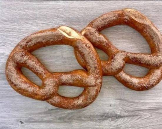 Cinnamon Sugar Pretzel (1pc)