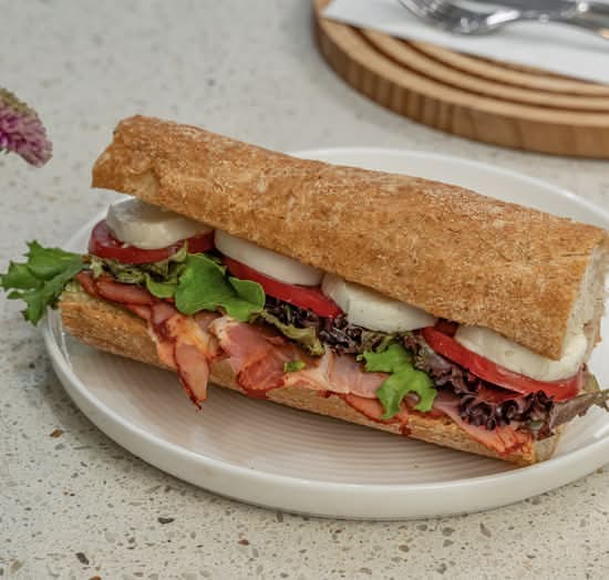 Bocconcini Baguette