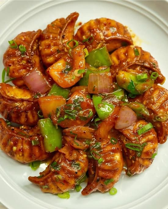 Chilli chicken momo (8pc)