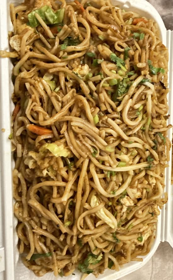 Egg Hakka Noodles