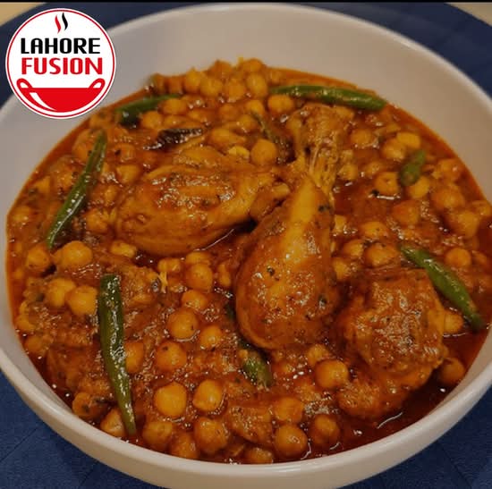 Murgh Cholay ( Chicken&Chana masala)