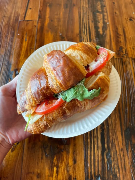 croissant sandwich